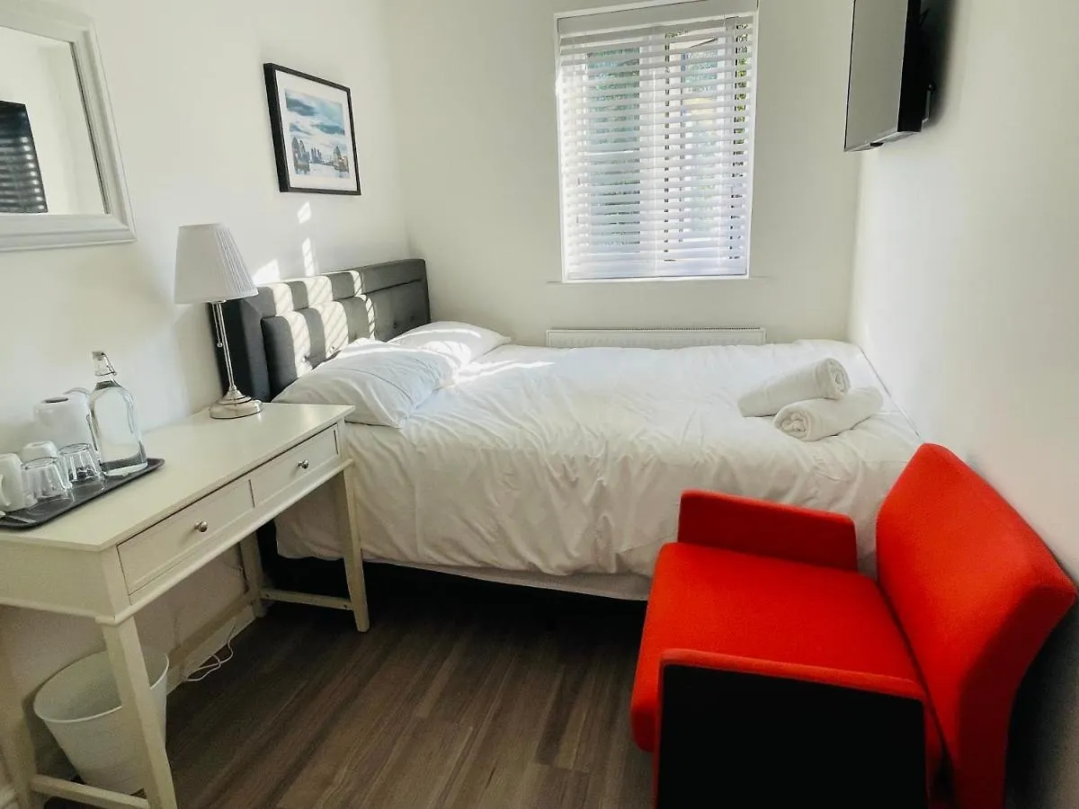 Riverside Double Room Garden View E14 London Großbritannien